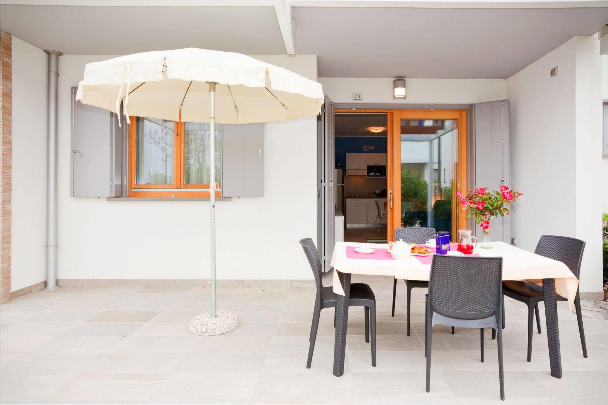 Villaggio Laguna Blu Caorle Exteriör bild