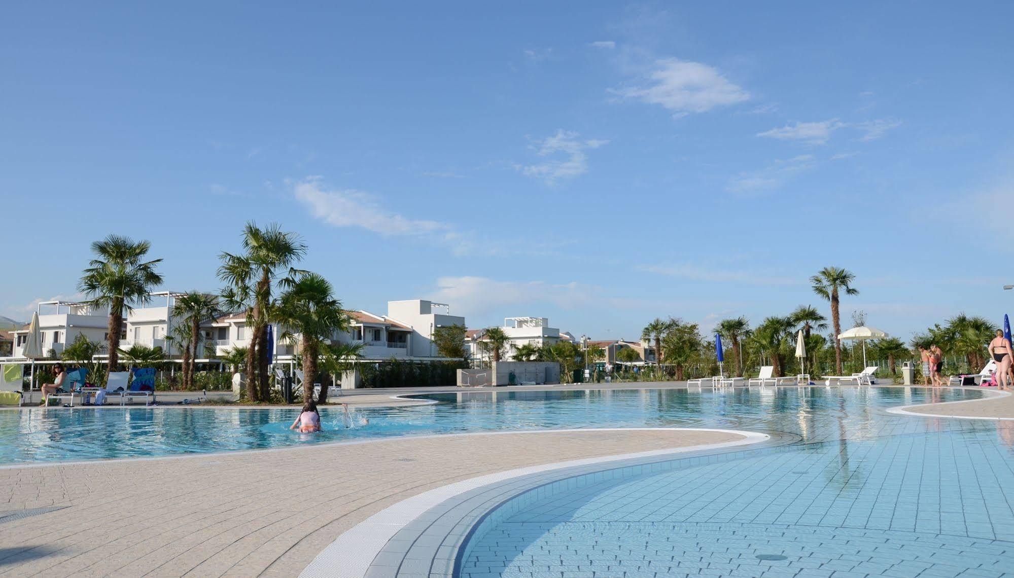 Villaggio Laguna Blu Caorle Exteriör bild
